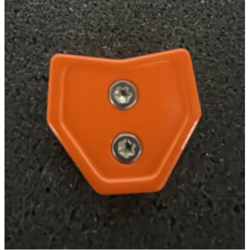 MAKO 360 Australia   Badge   Universal Small   Orange  (B UNV O)