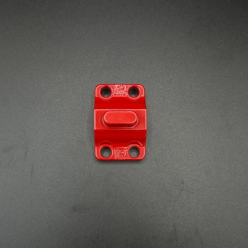 MAKO 360 Australia   Clamp   Shark Bite   Upper   Red