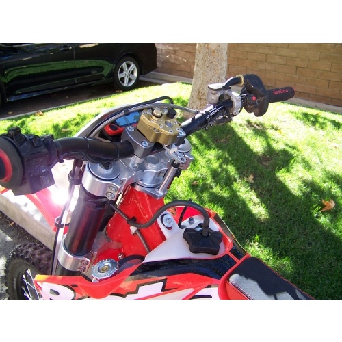 Scotts Steering Damper Australia Gas Gas. Mount Kit Above Bar  (2018-2019). Reiju Models 21->Current