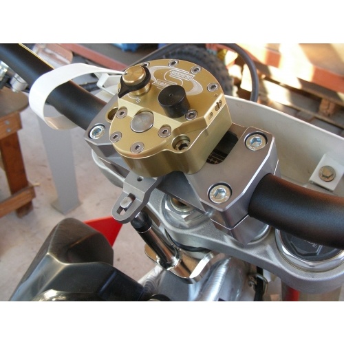 Scotts Damper Australia     (Mount Kit ONLY)   TOP   :   (7160) (BCL 106 40 37) O/S Bar CRF 450 X 05-14, CRF 450 R 05-08. (BMO-40-3031D-12)