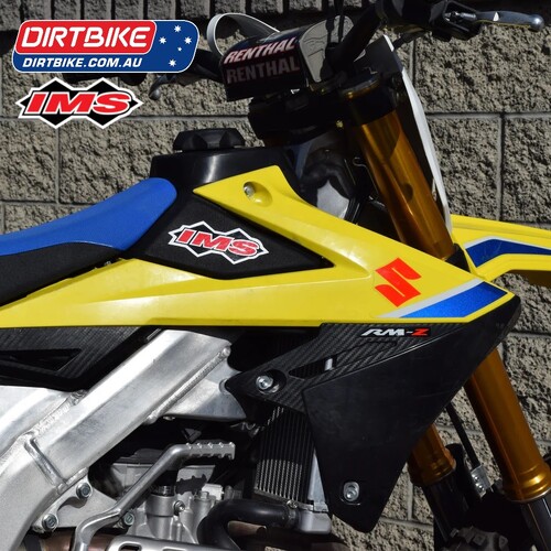 IMS Fuel Tank Australia   2.7 Gallon    "SCREW CAP"    CLEAR  :  Suzuki RMZ 450   (18-C).    RMZ  250   (19-C).